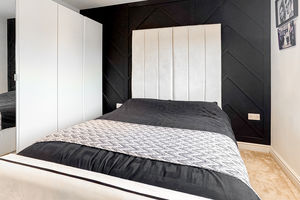 Bed 1- click for photo gallery
